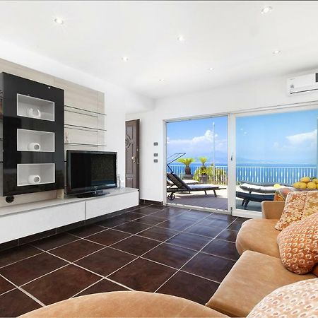 Amore Rentals - Casa Augusta A Sorrento Kültér fotó
