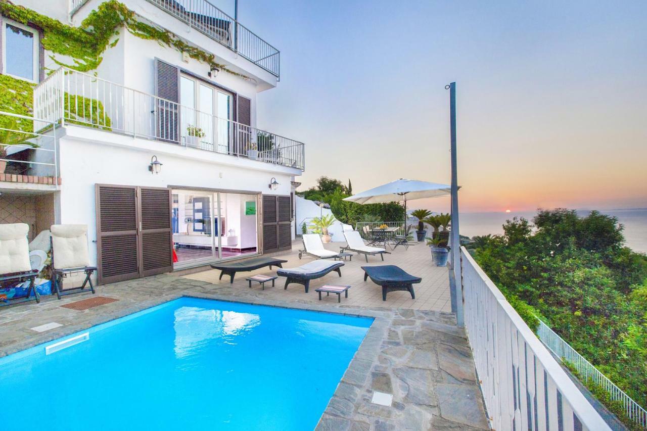Amore Rentals - Casa Augusta A Sorrento Kültér fotó
